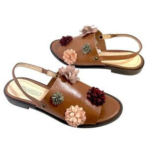 PACO GIL ANTHROPOLOGIE Leather Slingback Flower Appliqué Sandals 38 us 7.5 NWOB